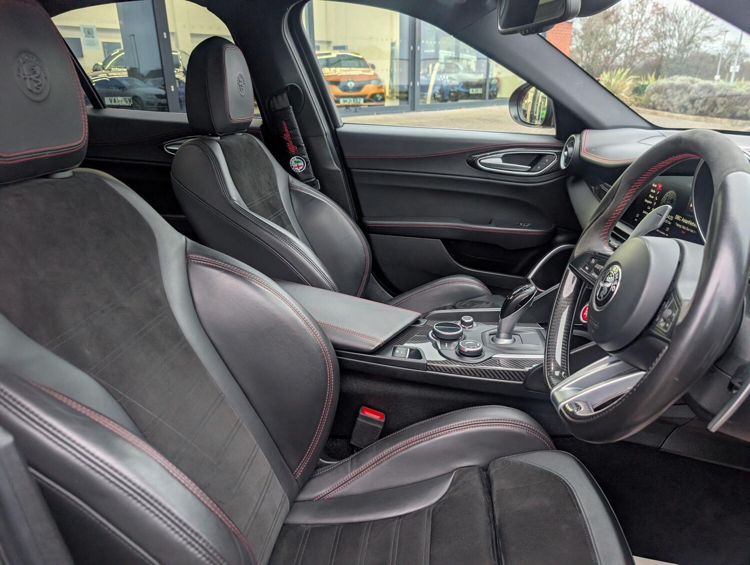 Used Alfa Romeo Giulia 2017 for sale - 77427612: Photo 42