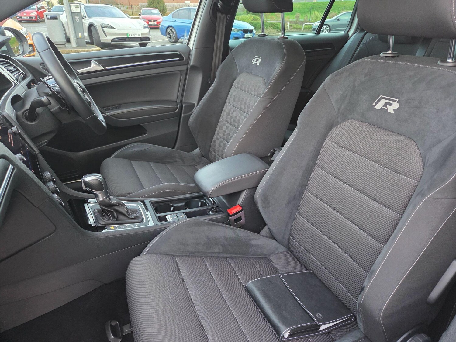 Used Volkswagen Golf 2019 for sale - 77427633: Photo 42