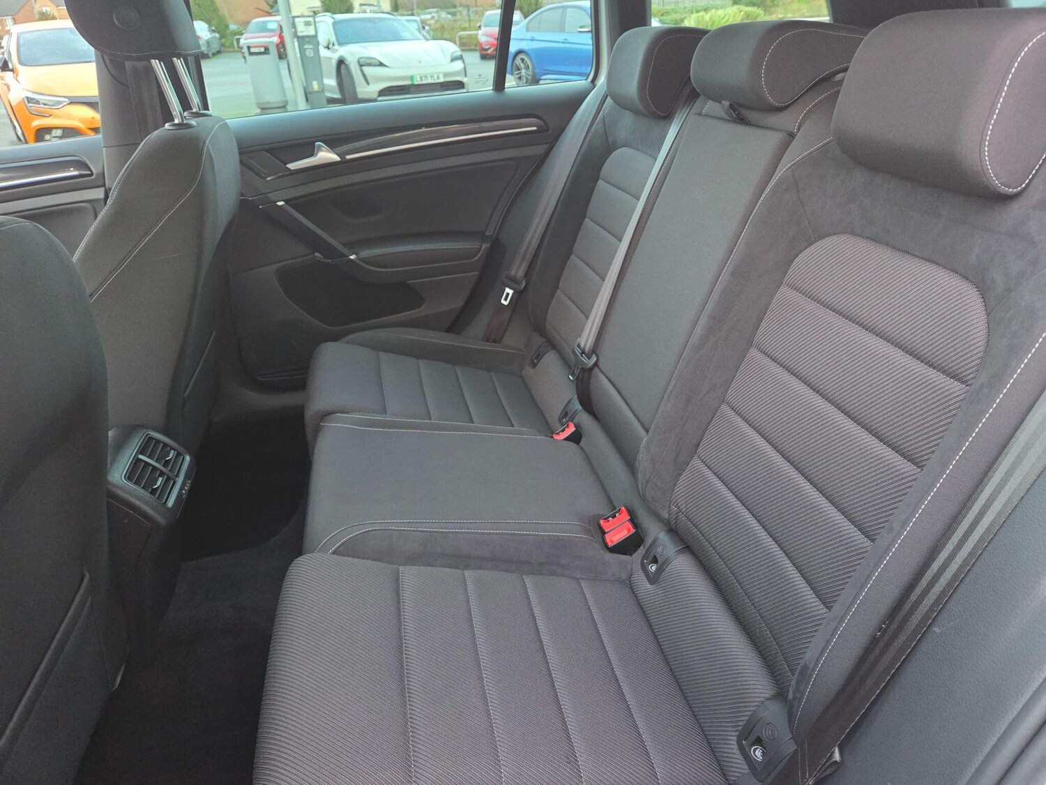 Used Volkswagen Golf 2019 for sale - 77427633: Photo 43