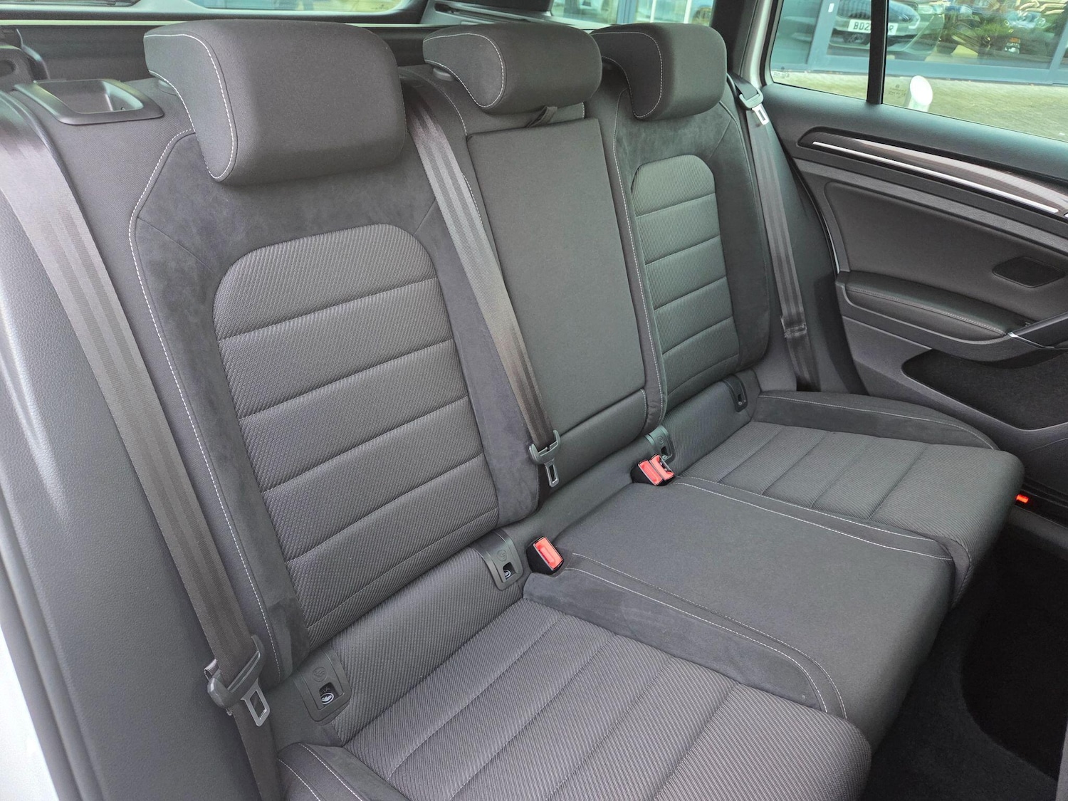 Used Volkswagen Golf 2019 for sale - 77427633: Photo 44