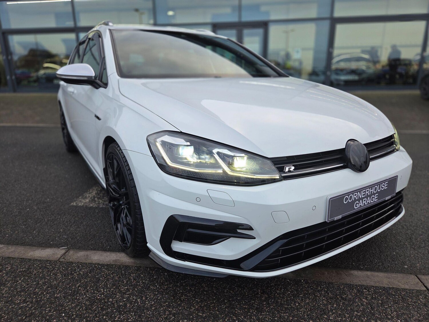 Used Volkswagen Golf 2019 for sale - 77427633: Photo 45