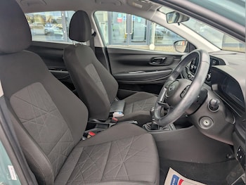 Used Hyundai BAYON 2022 for sale - 78377192: Photo