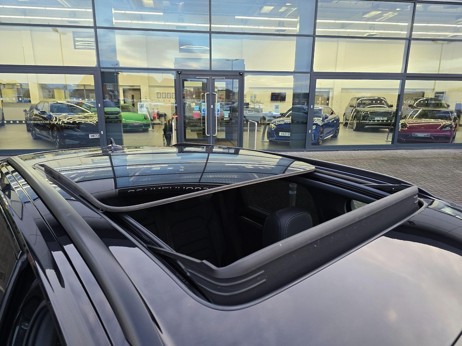 Used Volkswagen Touareg 2020 for sale - 77427598: Photo 2