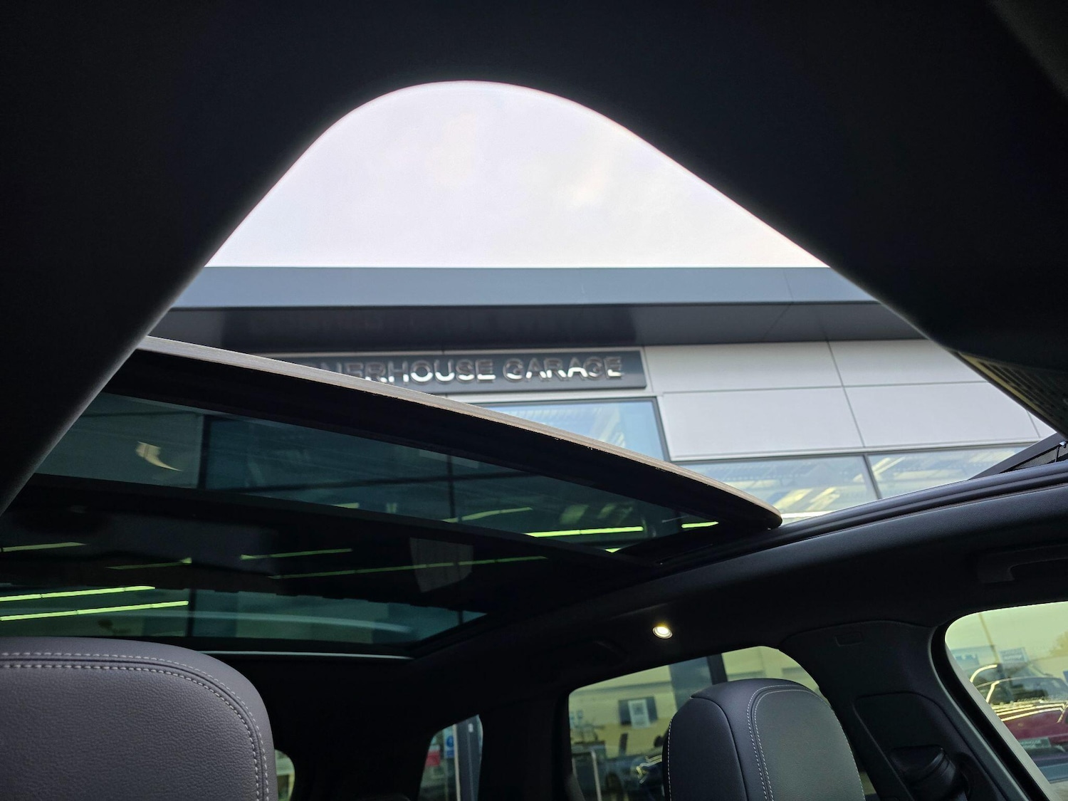 Used Volkswagen Touareg 2020 for sale - 77427598: Photo 36