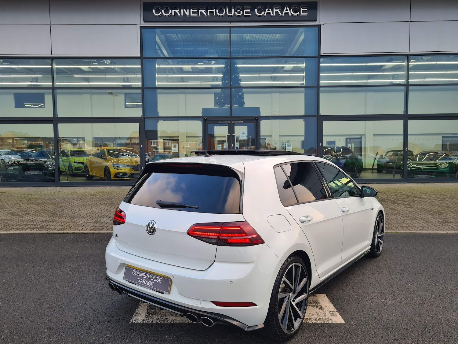 Used Volkswagen Golf 2017 for sale - 65026080: Photo 13