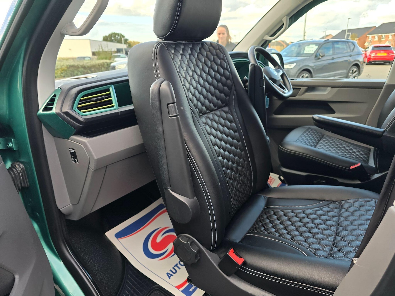 Used Volkswagen Transporter for sale - 77427613: Photo 75