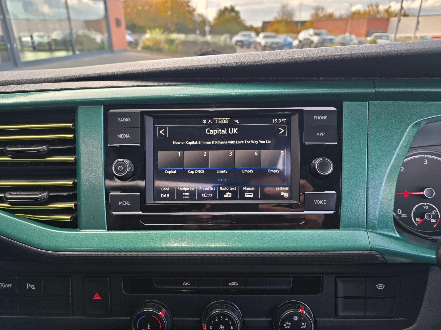 Used Volkswagen Transporter for sale - 77427613: Photo 81