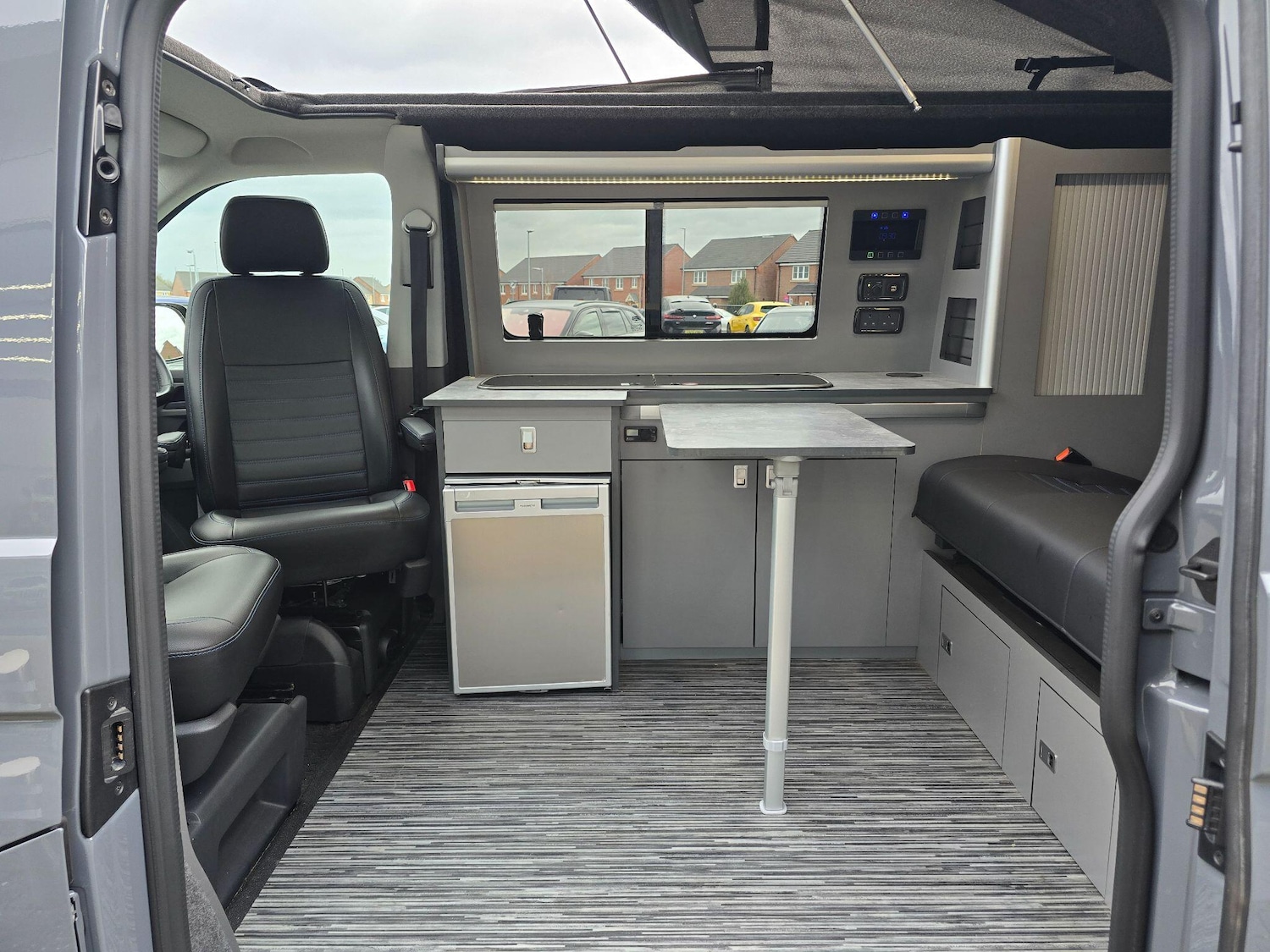 Used Volkswagen Transporter 2021 for sale - 77696643: Photo 2