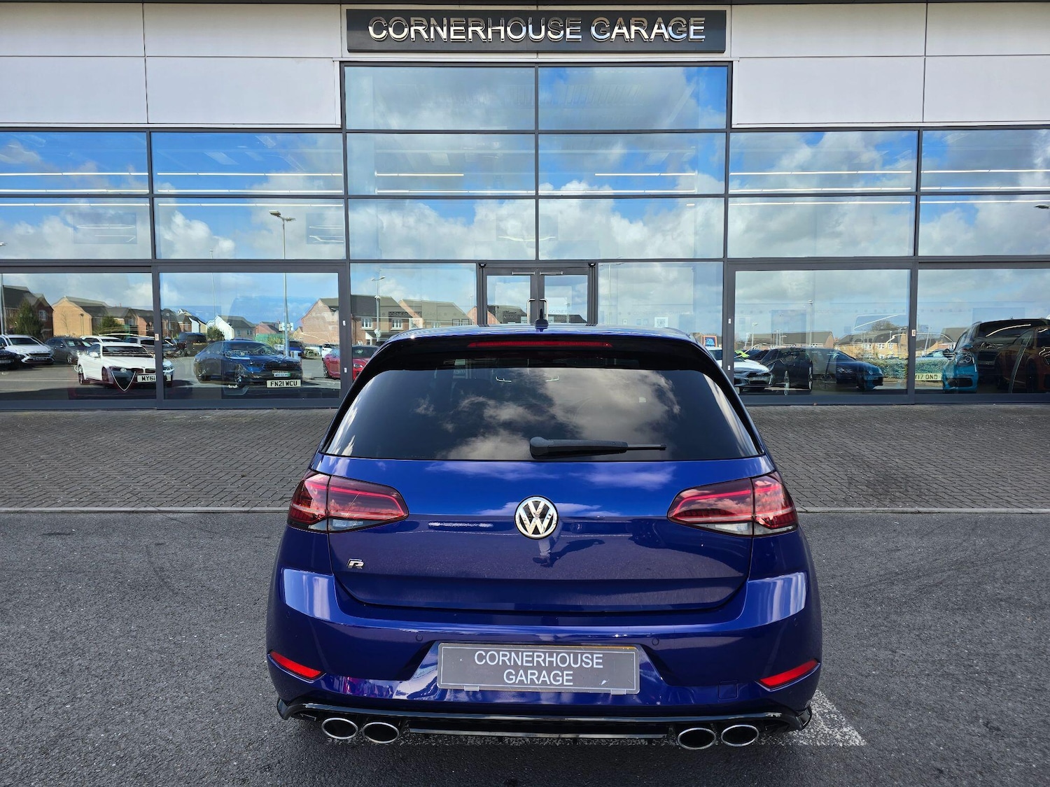 Used Volkswagen Golf 2017 for sale - 77892131: Photo 11