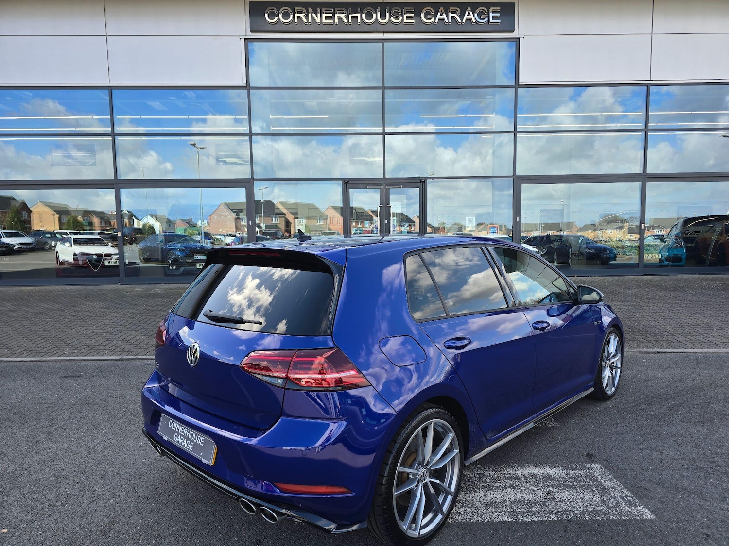 Used Volkswagen Golf 2017 for sale - 77892131: Photo 12