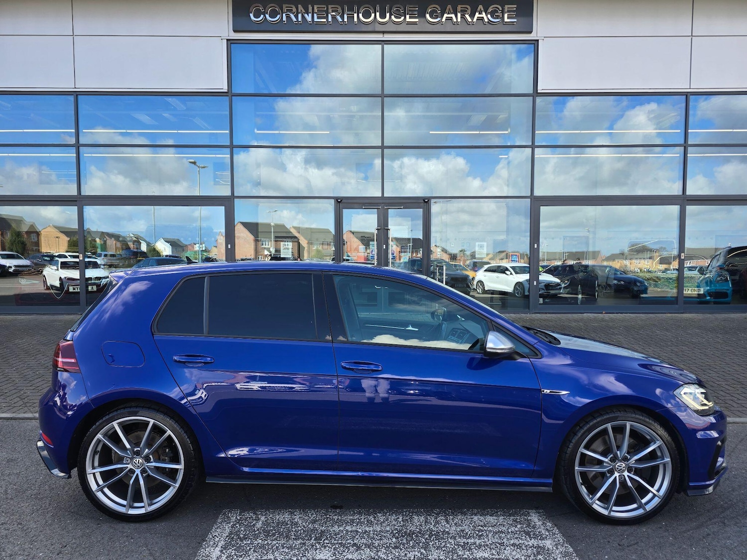 Used Volkswagen Golf 2017 for sale - 77892131: Photo 13