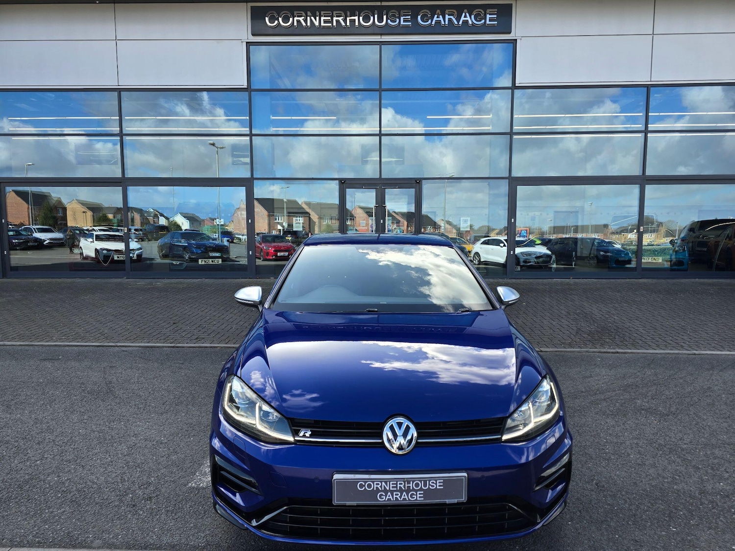 Used Volkswagen Golf 2017 for sale - 77892131: Photo 6