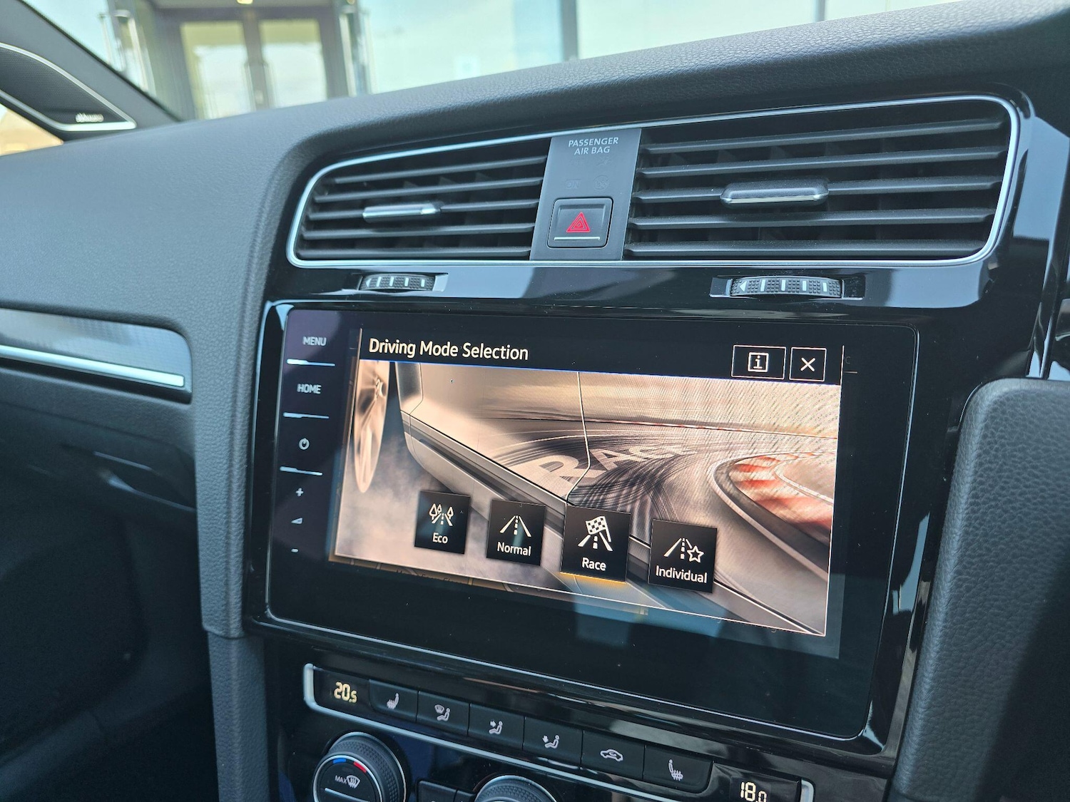 Used Volkswagen Golf 2018 for sale - 77977731: Photo 27