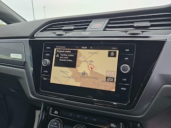 Used Volkswagen Touran 2020 for sale - 77427622: Photo