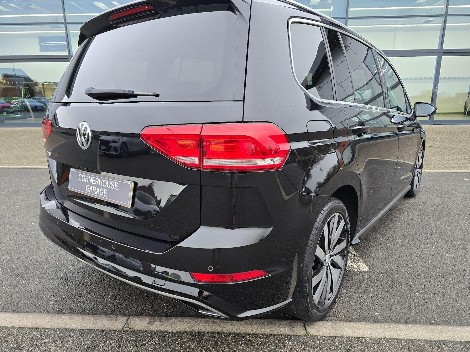 Used Volkswagen Touran 2020 for sale - 77427622: Photo 32