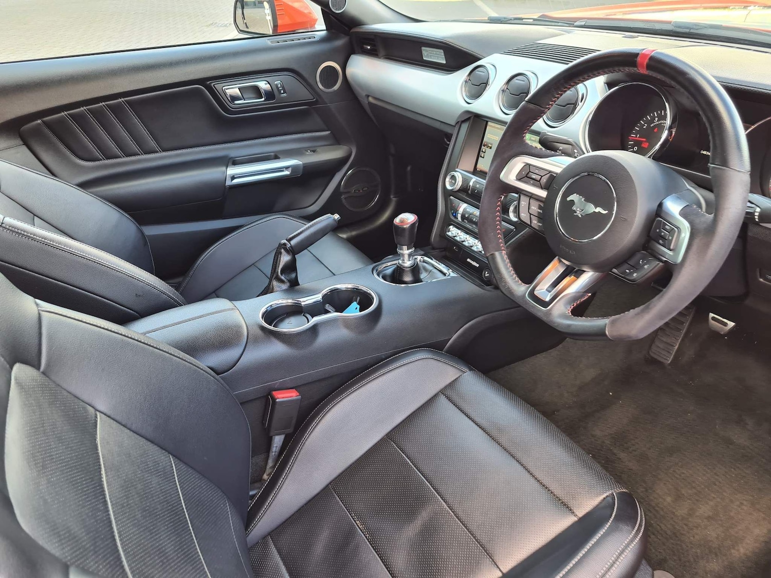 Used Ford Mustang 2016 for sale - 64251266: Photo 4