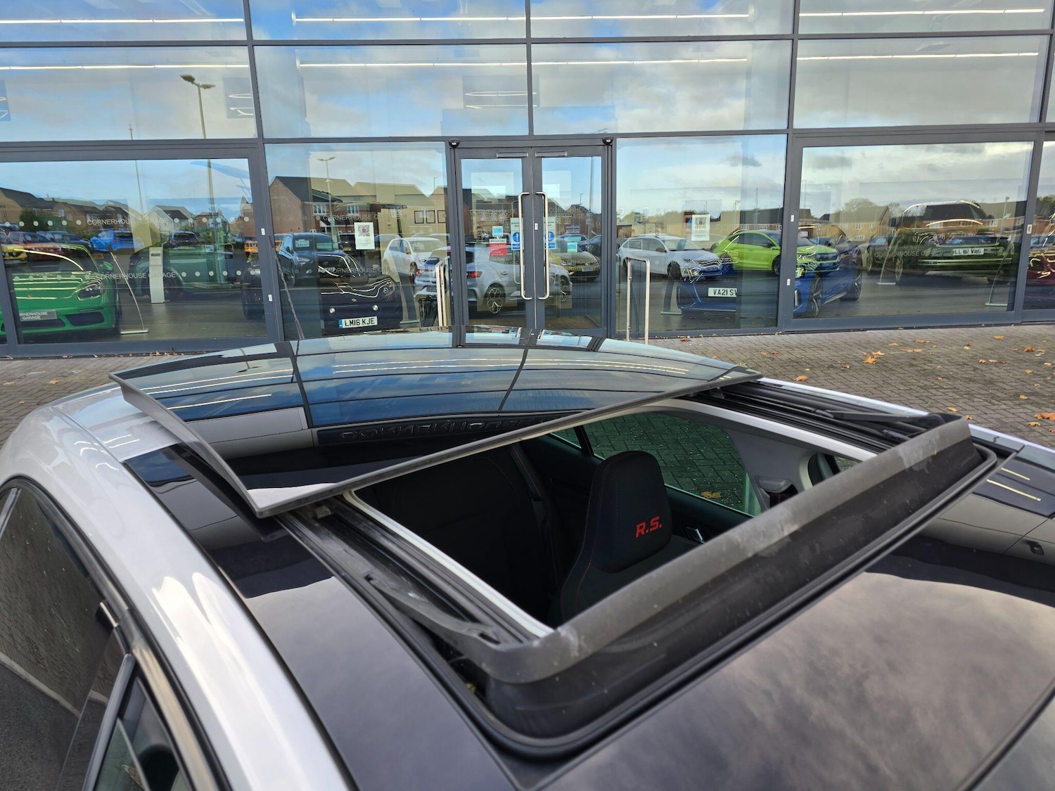 Used Renault Megane 2019 for sale - 77427584: Photo 2