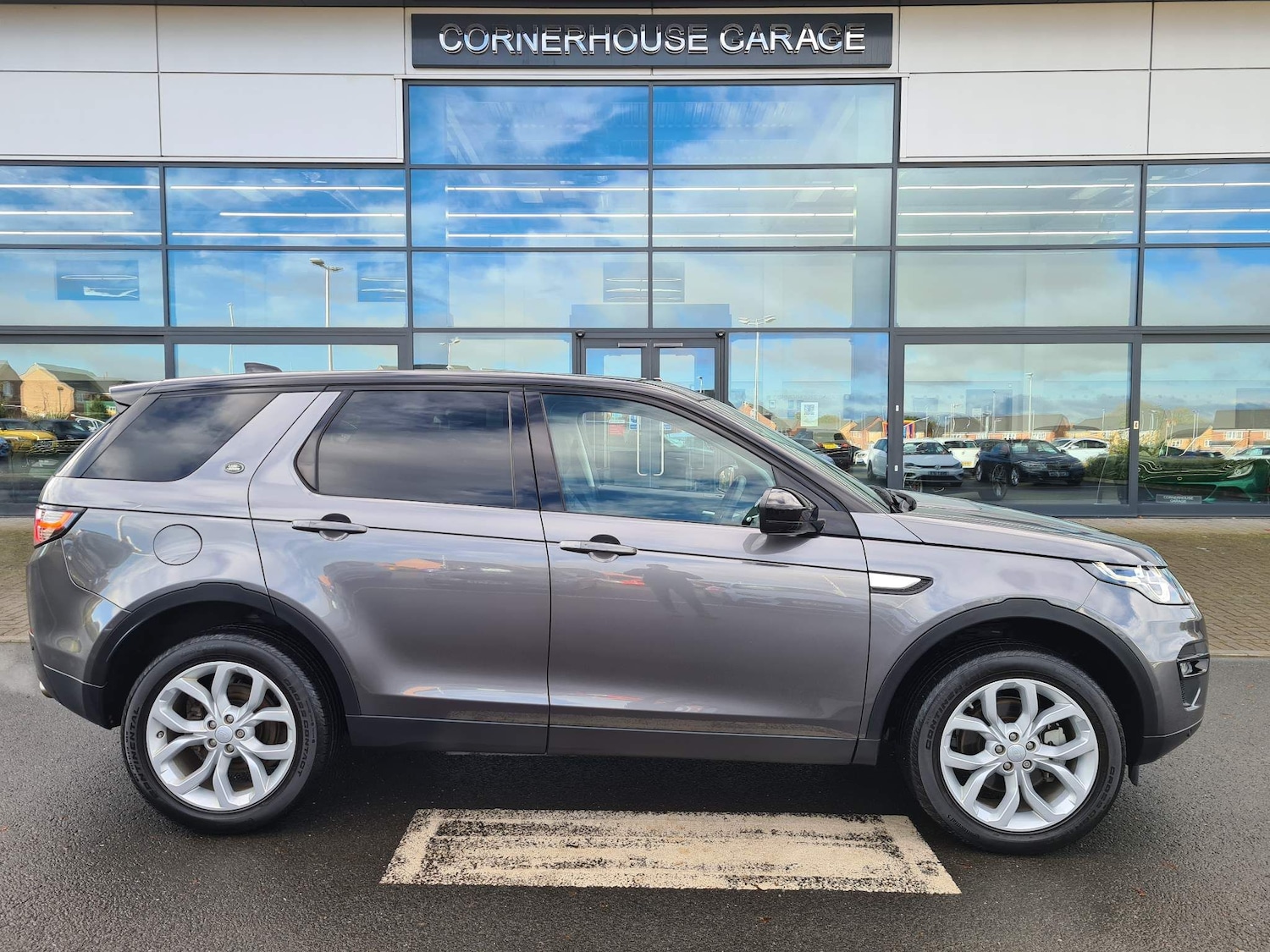 Used Land Rover Discovery Sport for sale - 64759976: Photo 11