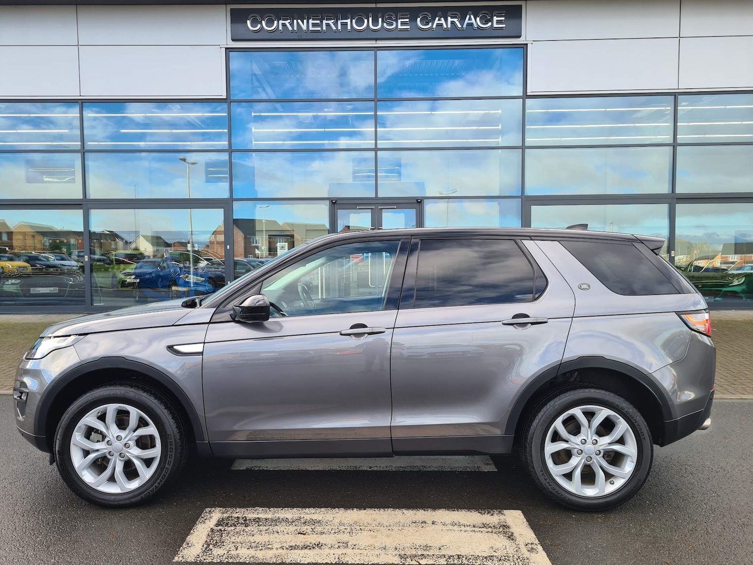 Used Land Rover Discovery Sport for sale - 64759976: Photo 18