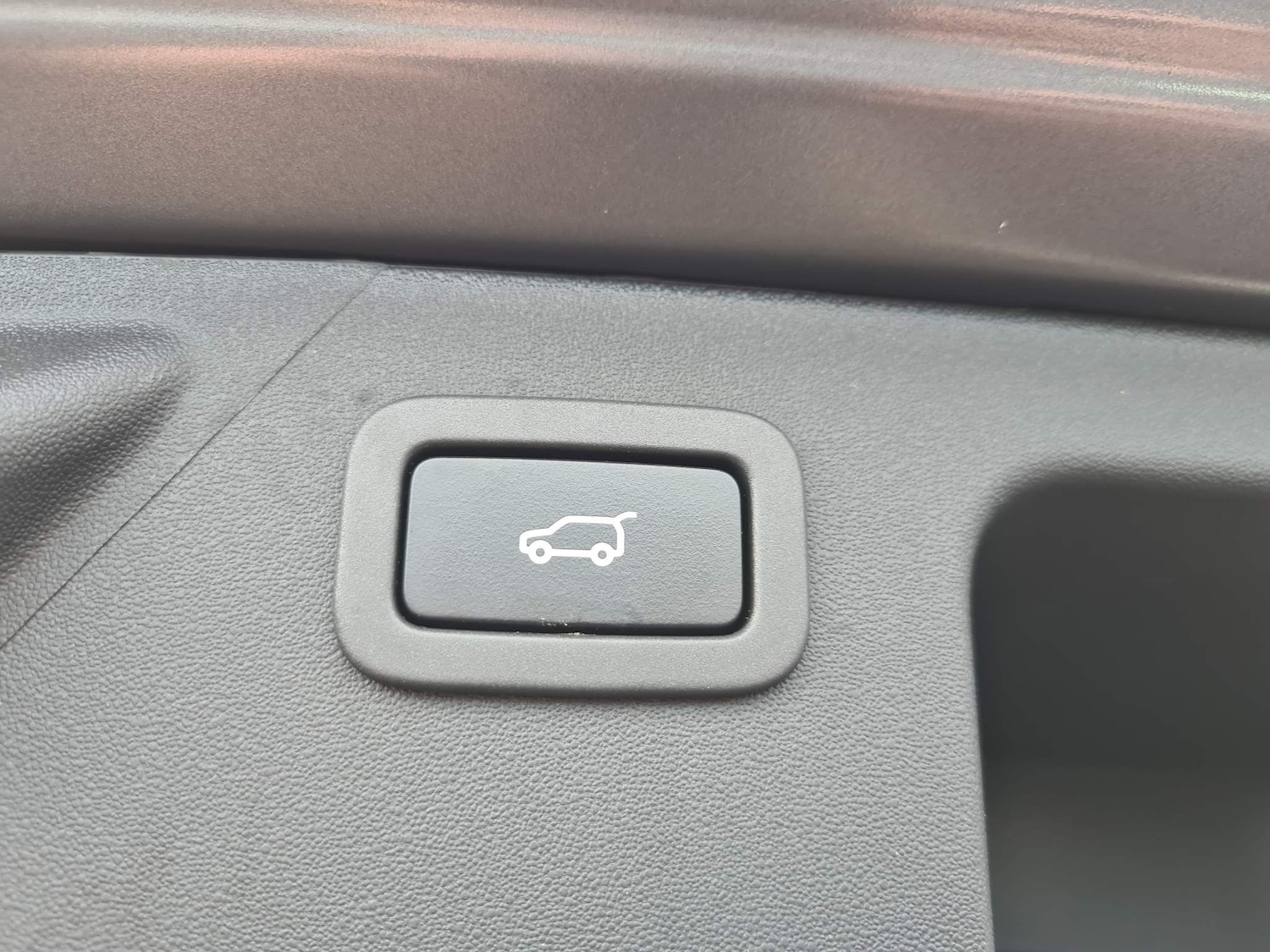 Used Land Rover Discovery Sport for sale - 64759976: Photo 34