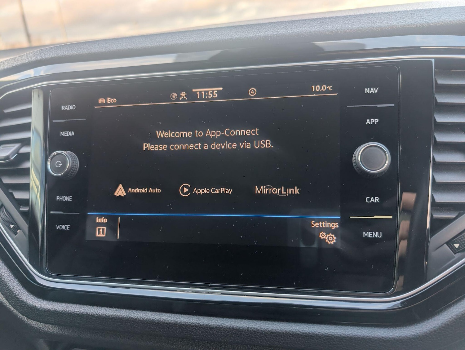 Used Volkswagen T-Roc 2021 for sale - 77427626: Photo 28