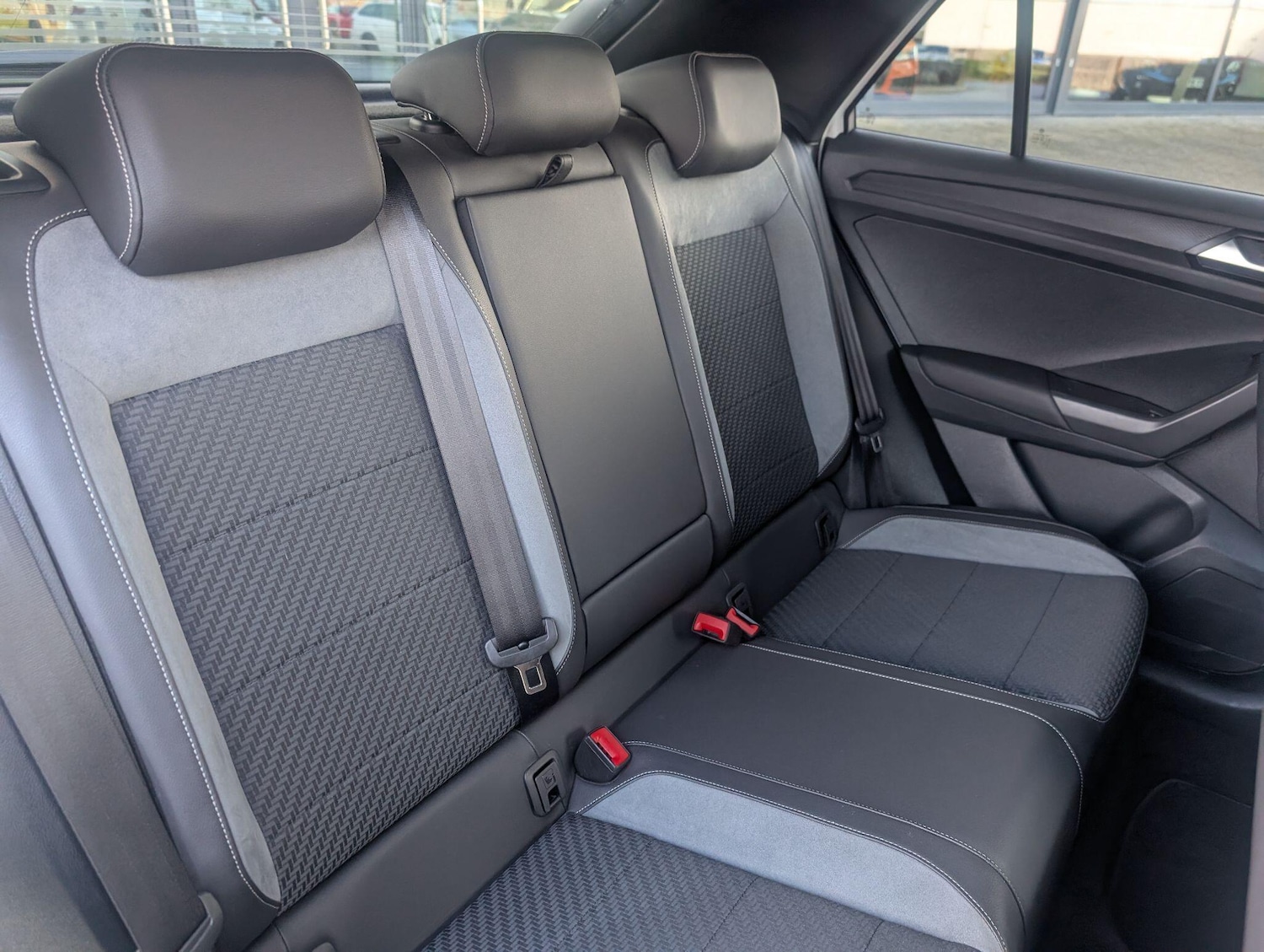 Used Volkswagen T-Roc 2021 for sale - 77427626: Photo 35