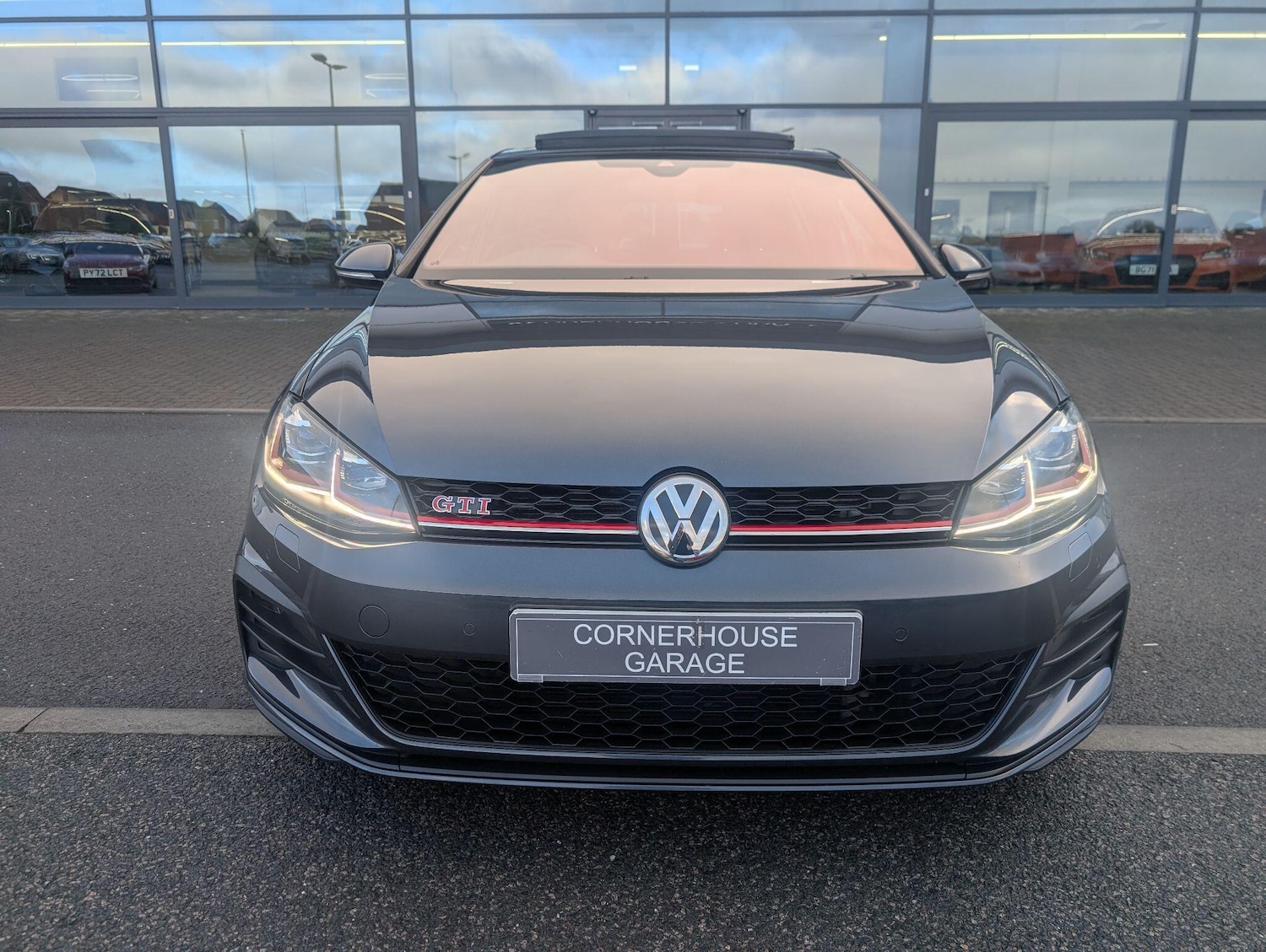 Used Volkswagen Golf 2019 for sale - 77427610: Photo 9