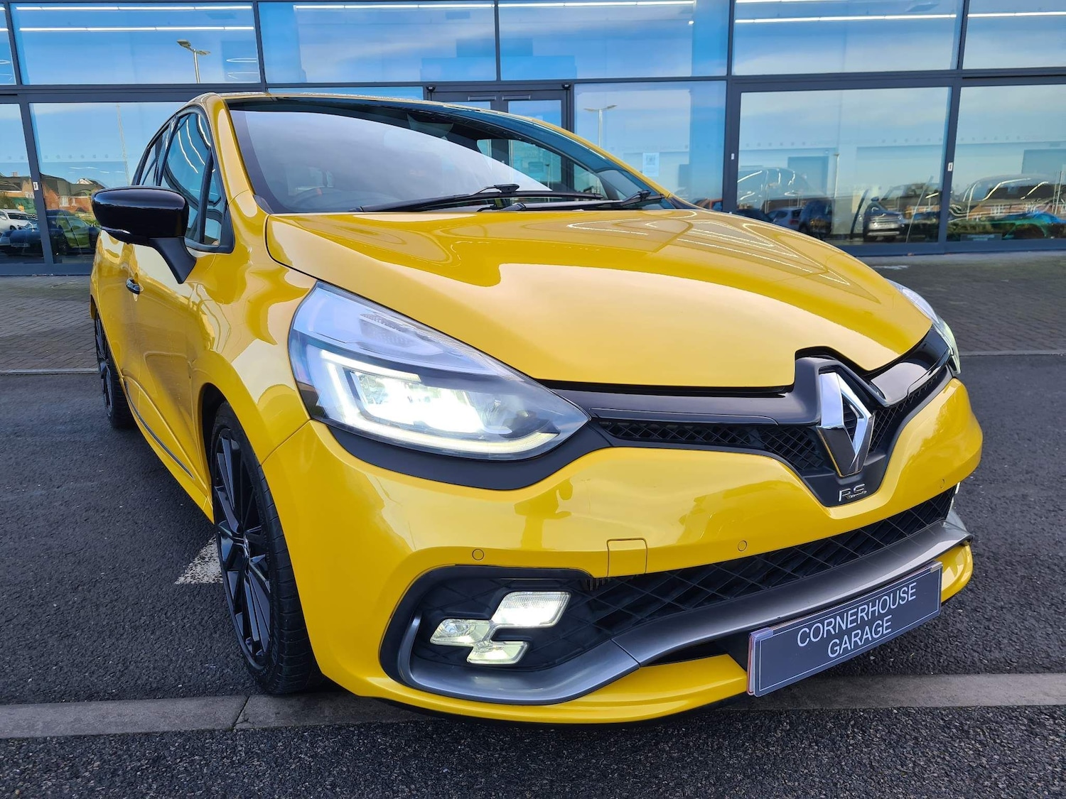 Used Renault Clio for sale - 65670718: Photo 15