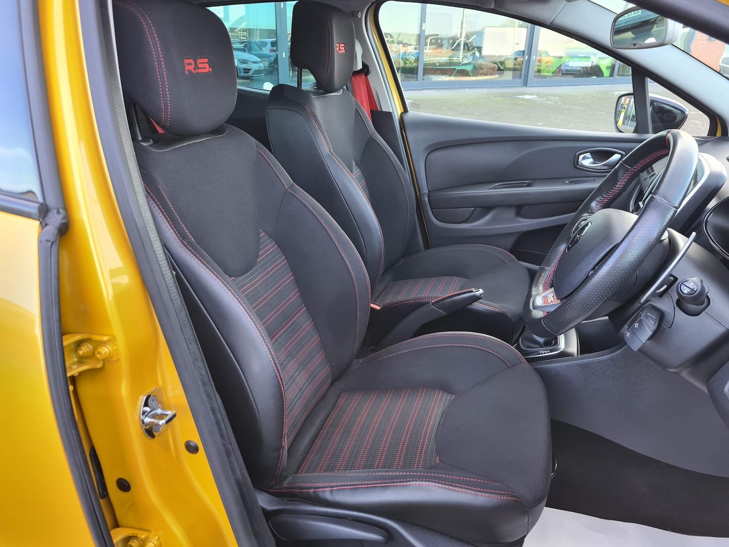 Used Renault Clio for sale - 65670718: Photo 23