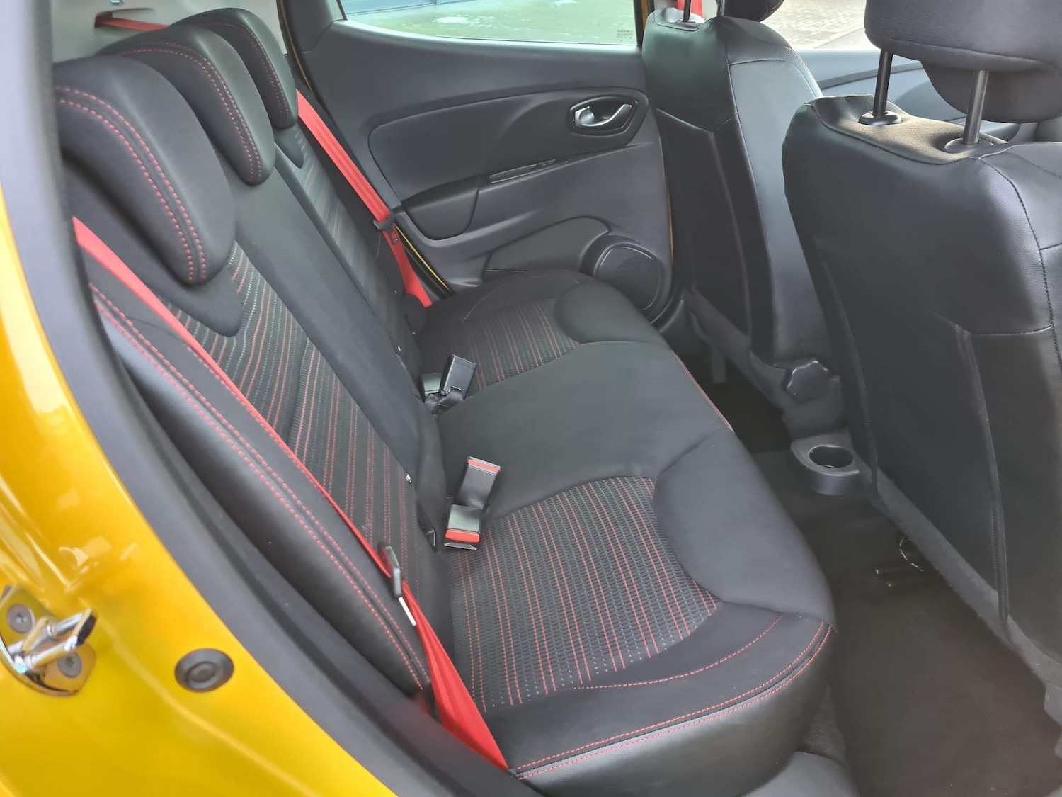 Used Renault Clio for sale - 65670718: Photo 32