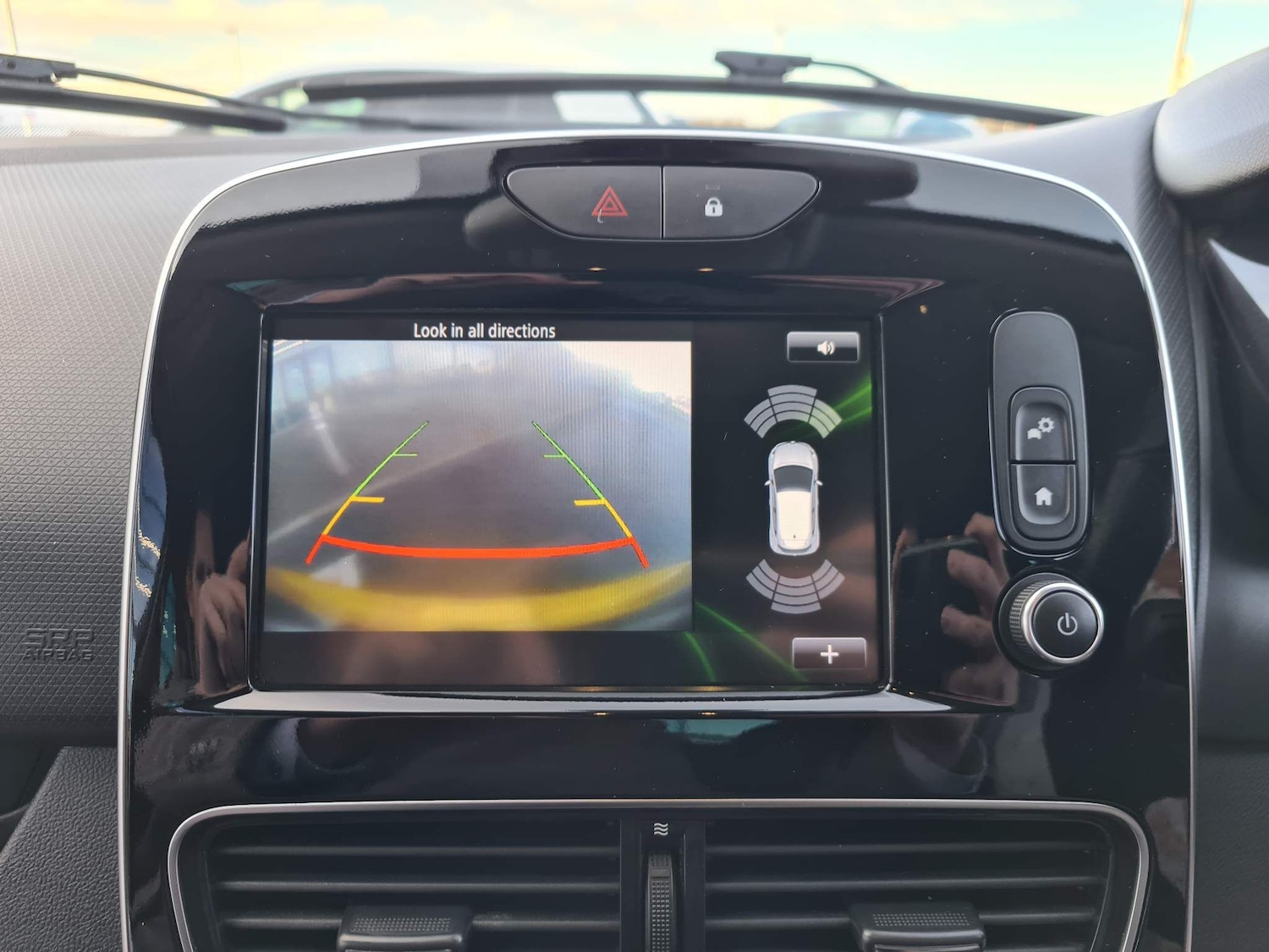 Used Renault Clio for sale - 65670718: Photo 36