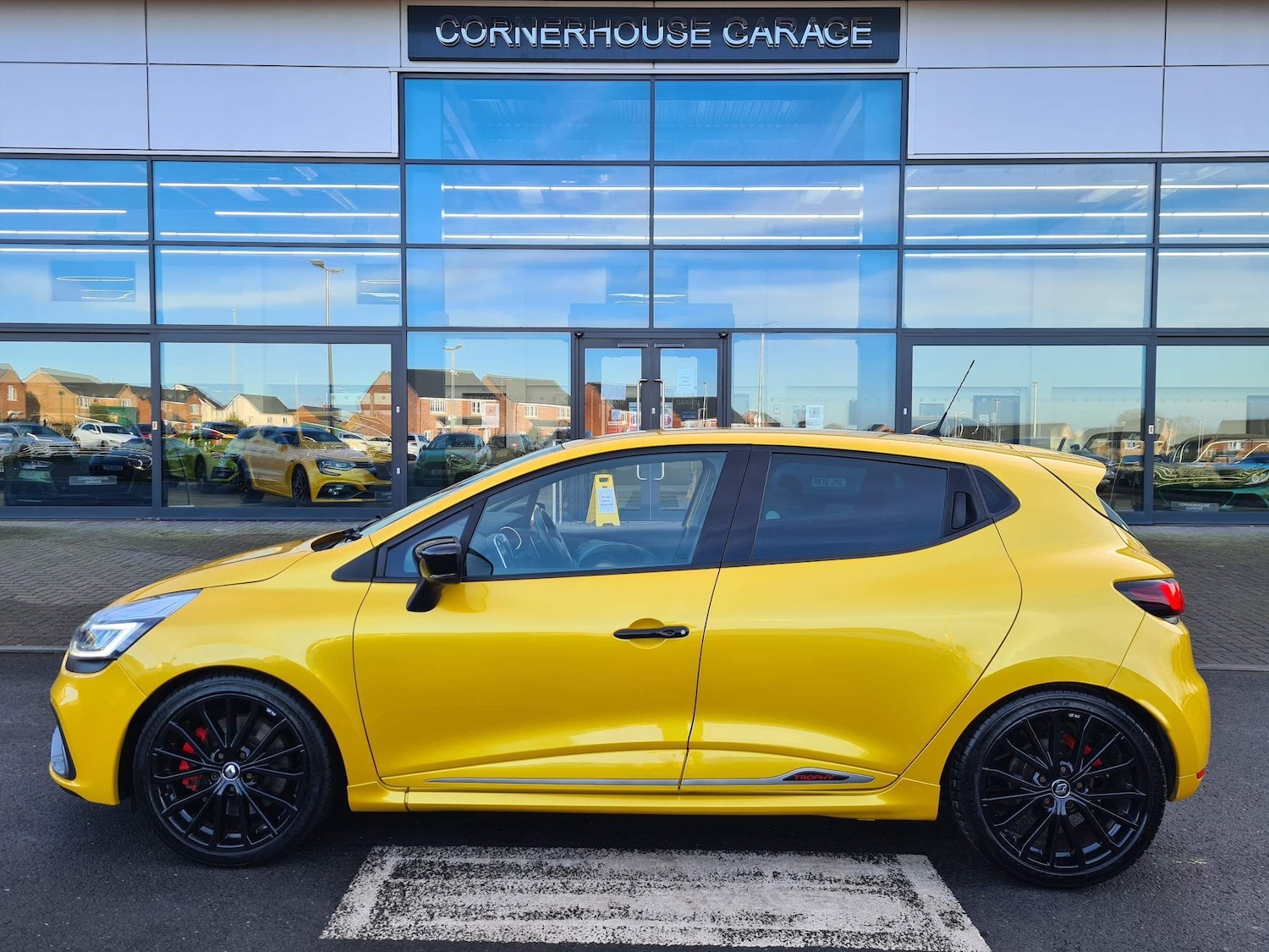 Used Renault Clio for sale - 65670718: Photo 9