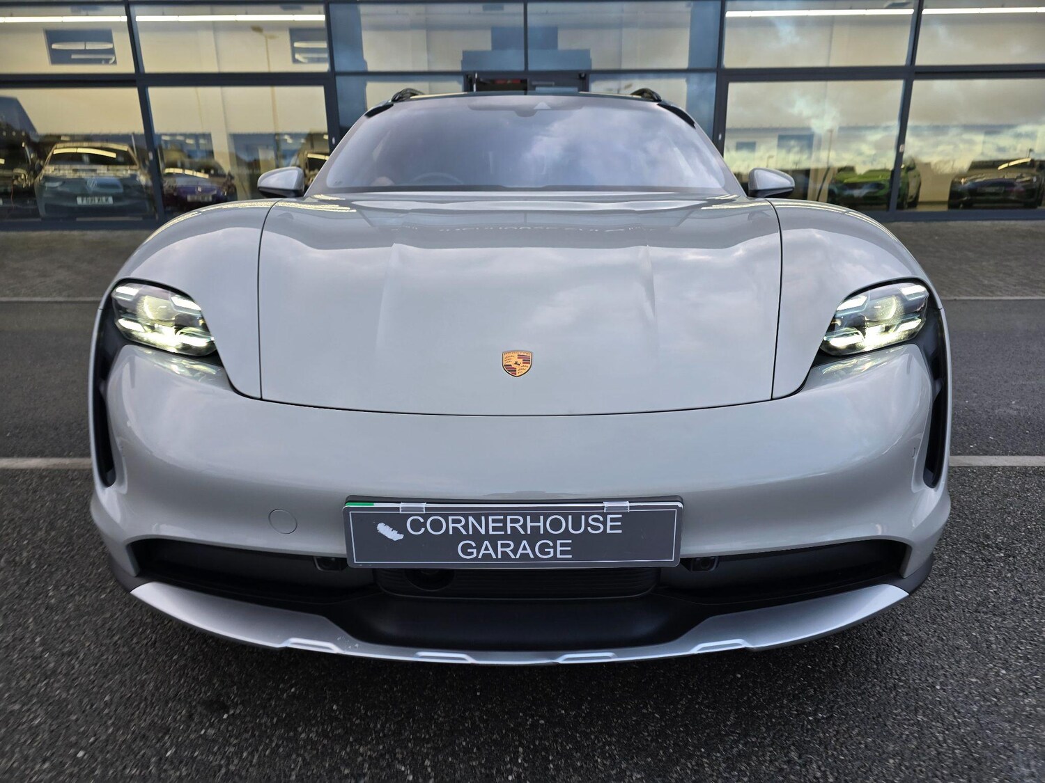 Used Porsche Taycan 2021 for sale - 77427592: Photo 37