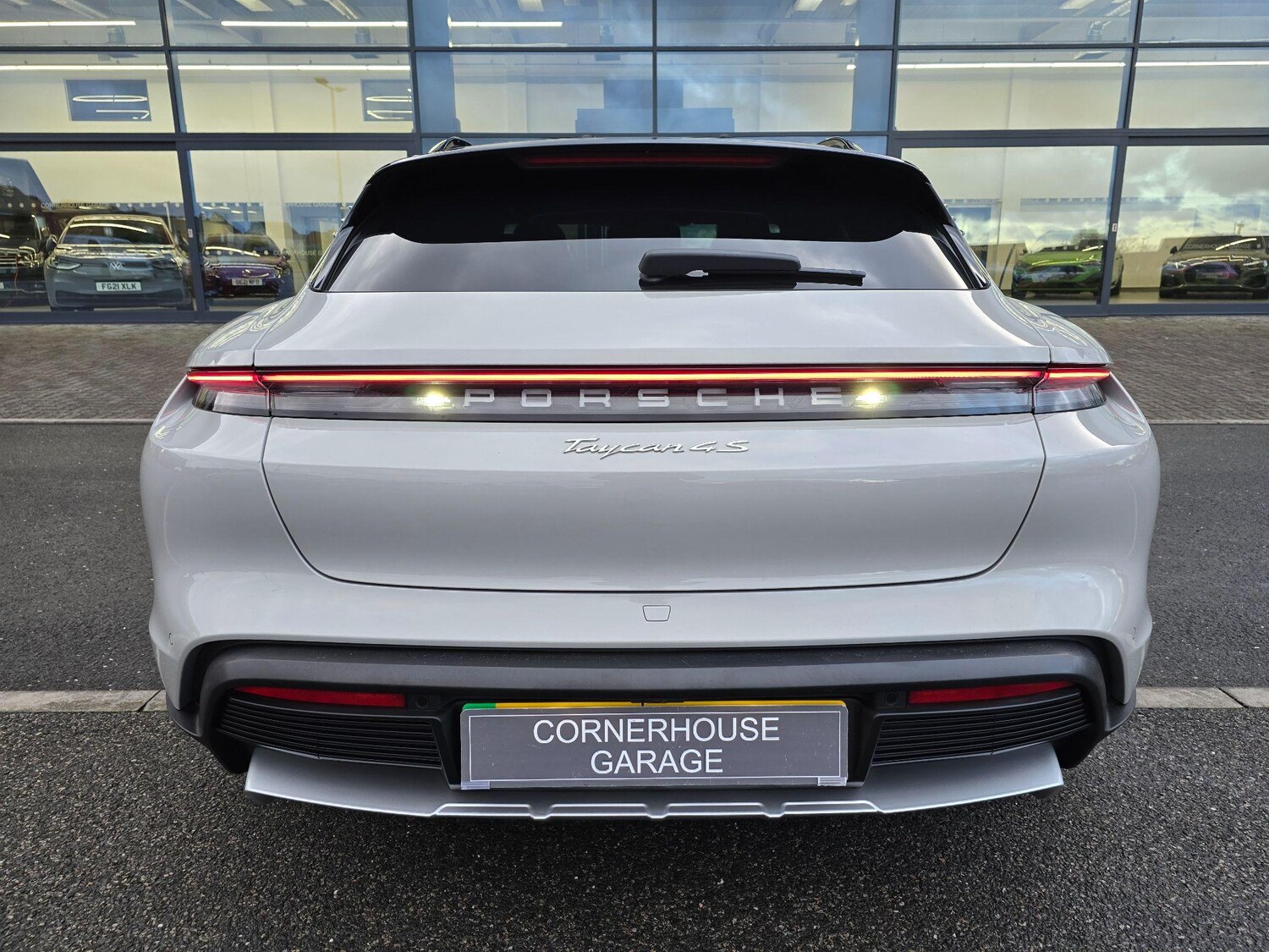 Used Porsche Taycan 2021 for sale - 77427592: Photo 39