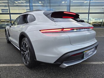 Used Porsche Taycan 2021 for sale - 77427592: Photo