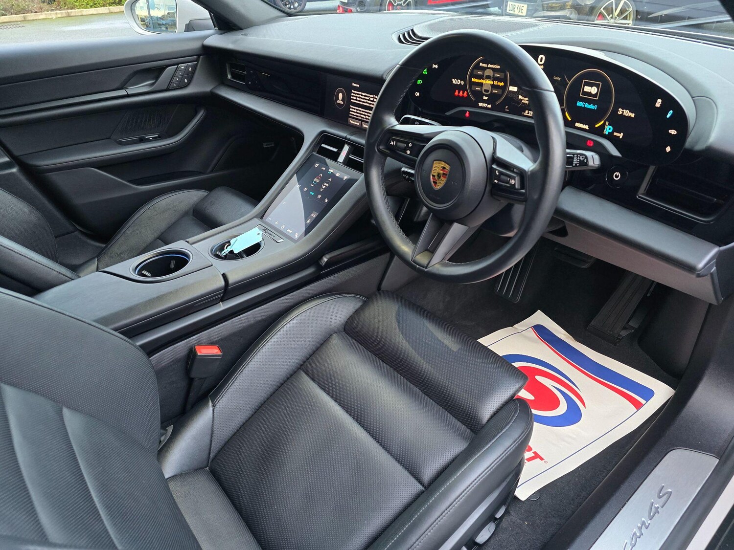 Used Porsche Taycan 2021 for sale - 77427592: Photo 6