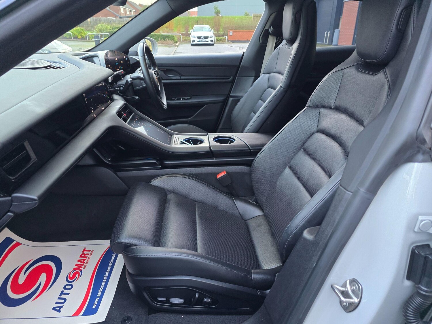 Used Porsche Taycan 2021 for sale - 77427592: Photo 9