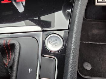 Used Volkswagen Golf 2018 for sale - 79889938: Photo