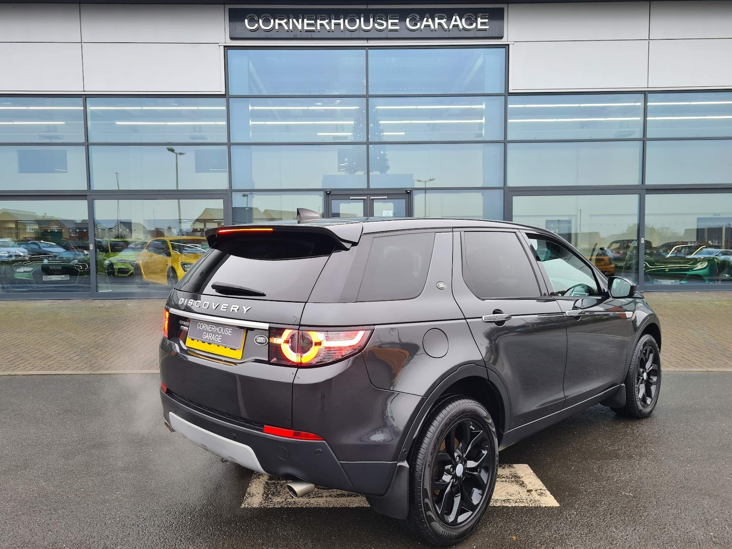 Used Land Rover Discovery Sport 2016 for sale - 65360924: Photo 10