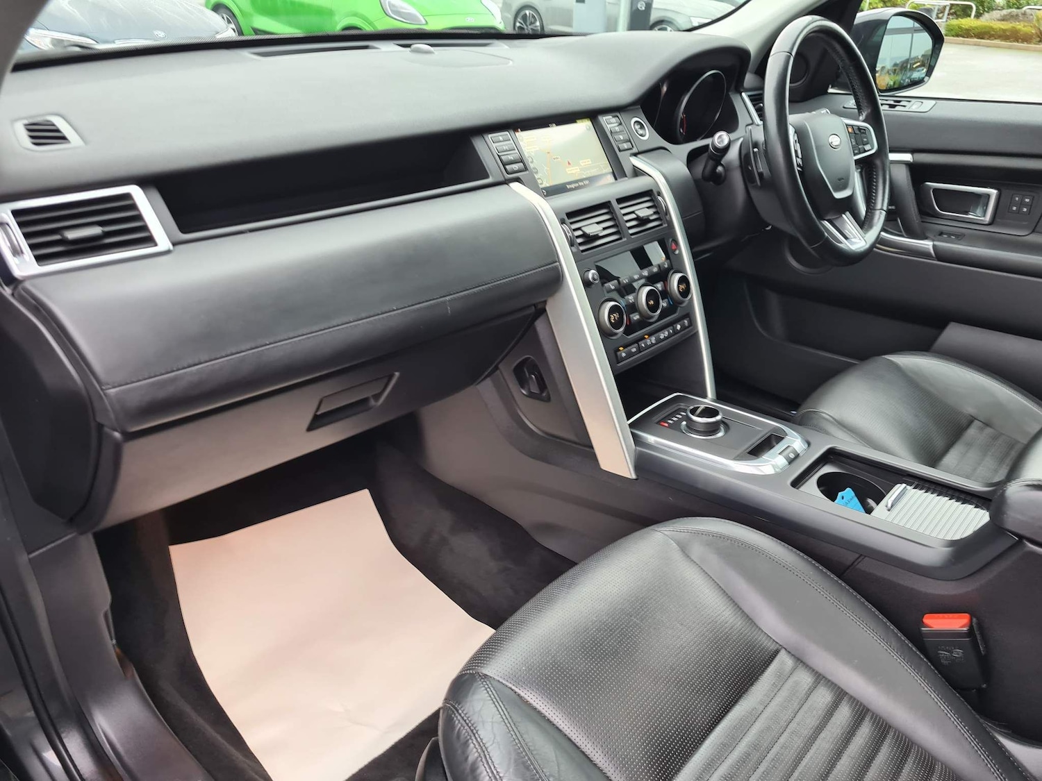 Used Land Rover Discovery Sport 2016 for sale - 65360924: Photo 19