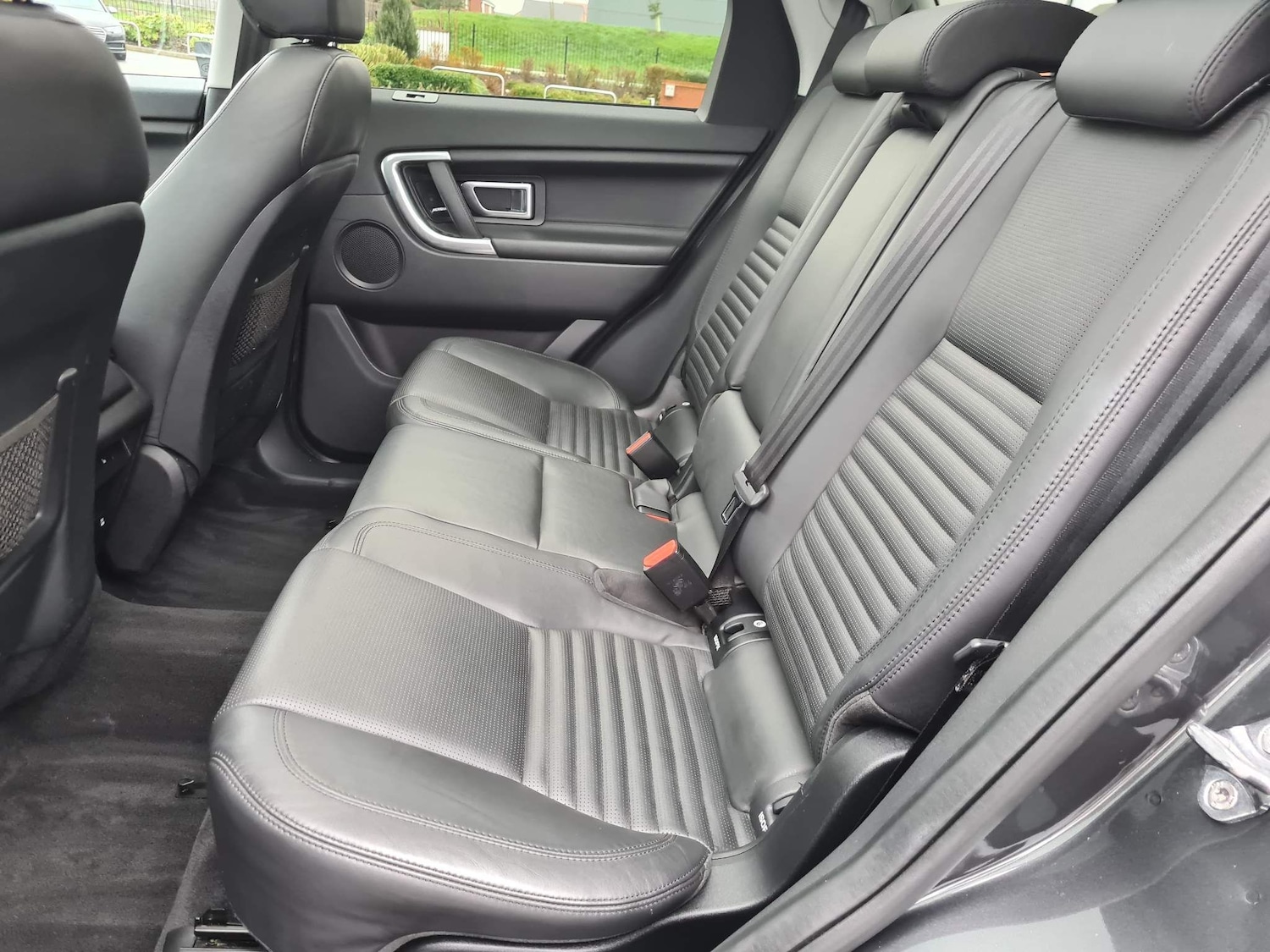 Used Land Rover Discovery Sport 2016 for sale - 65360924: Photo 22