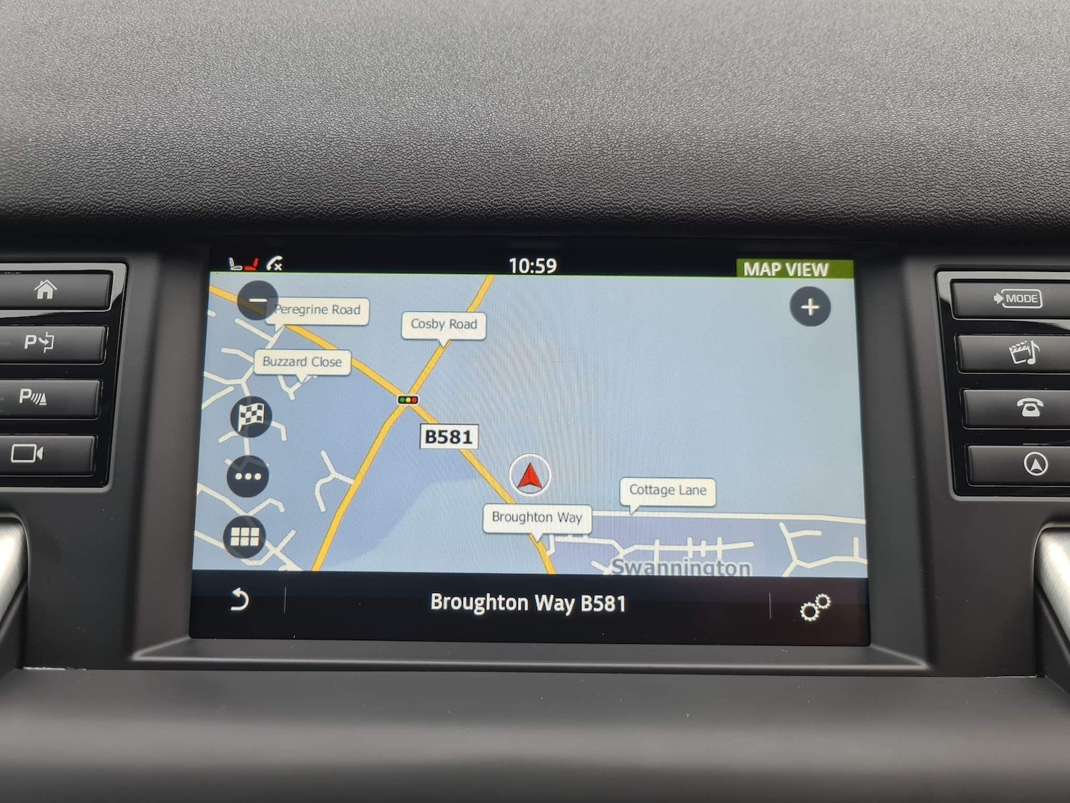 Used Land Rover Discovery Sport 2016 for sale - 65360924: Photo 31