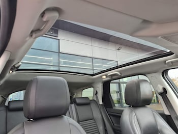 Used Land Rover Discovery Sport 2016 for sale - 65360924: Photo