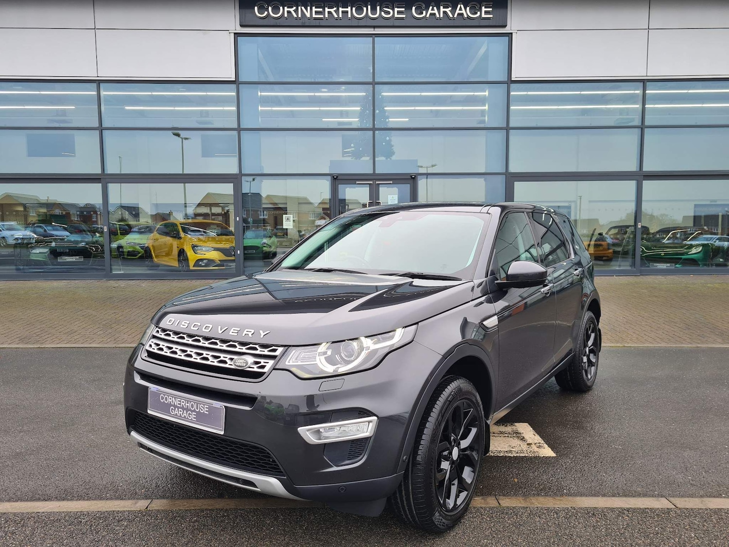 Used Land Rover Discovery Sport 2016 for sale - 65360924: Photo 6