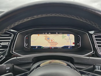 Used Volkswagen T-Roc 2020 for sale - 78377167: Photo