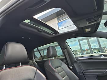 Used Volkswagen Golf 2018 for sale - 79889926: Photo