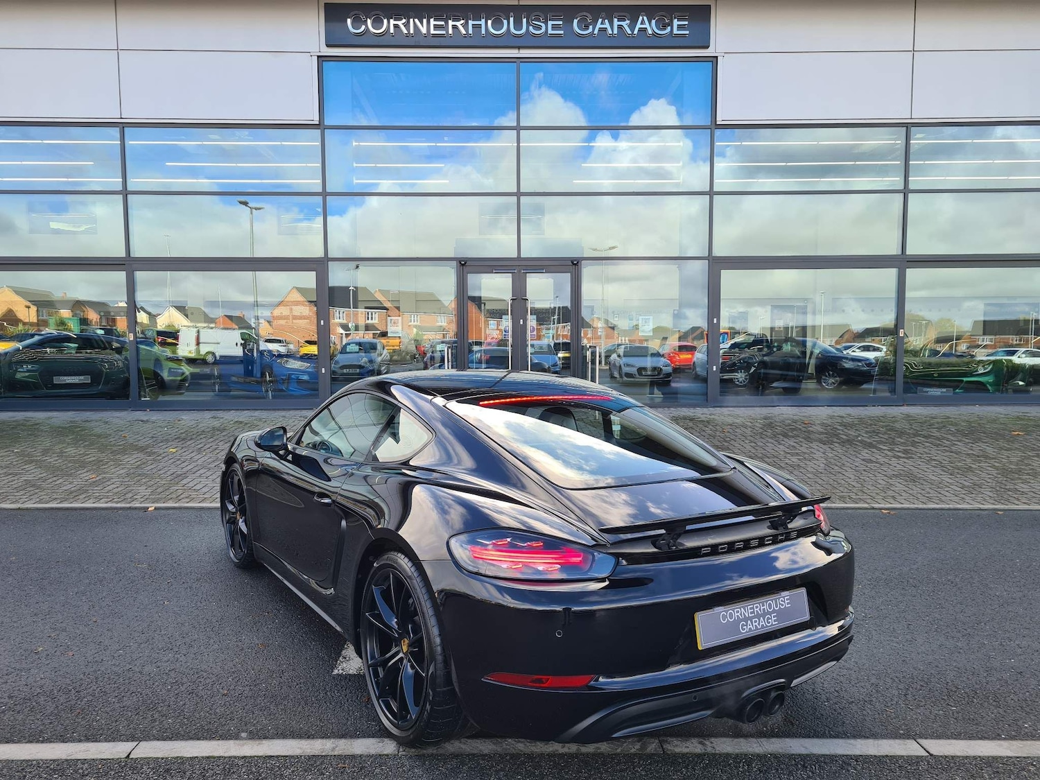 Used Porsche 718 Cayman for sale - 64680247: Photo 9
