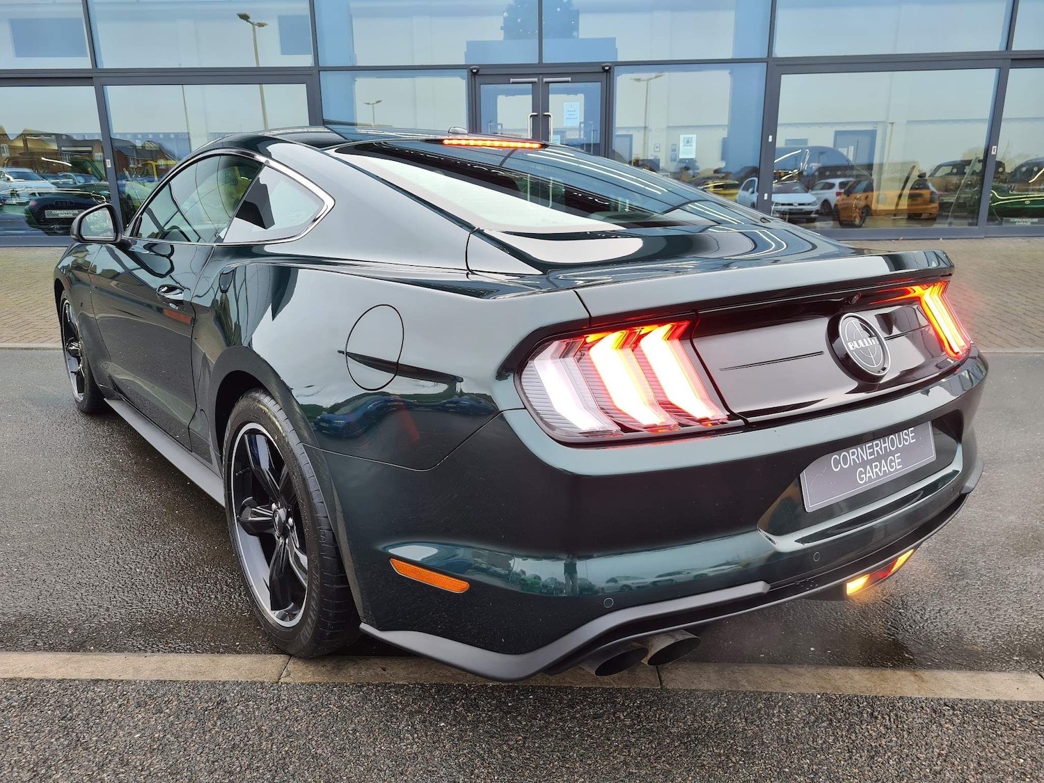 Used Ford Mustang 2018 for sale - 65362430: Photo 2