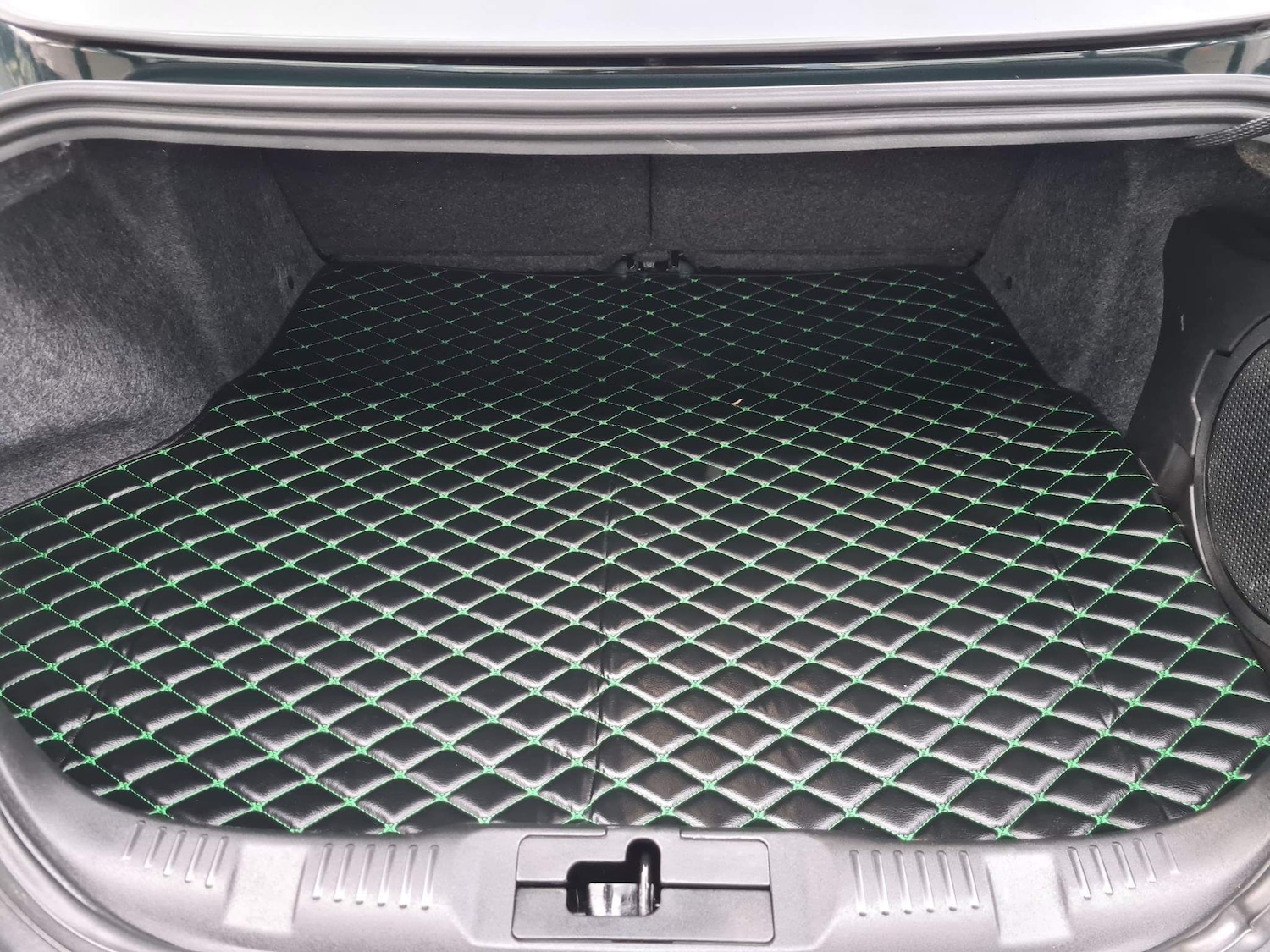 Used Ford Mustang 2018 for sale - 65362430: Photo 4