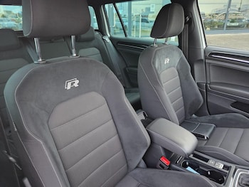 Used Volkswagen Golf 2019 for sale - 78377175: Photo